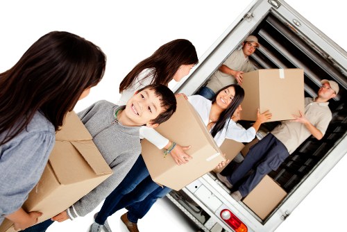 Man With Van Arkley helping with a local move