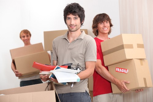 Packing and furniture loading for a house move in Arkley