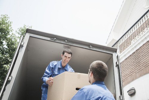 Local removals planning for Arkley households